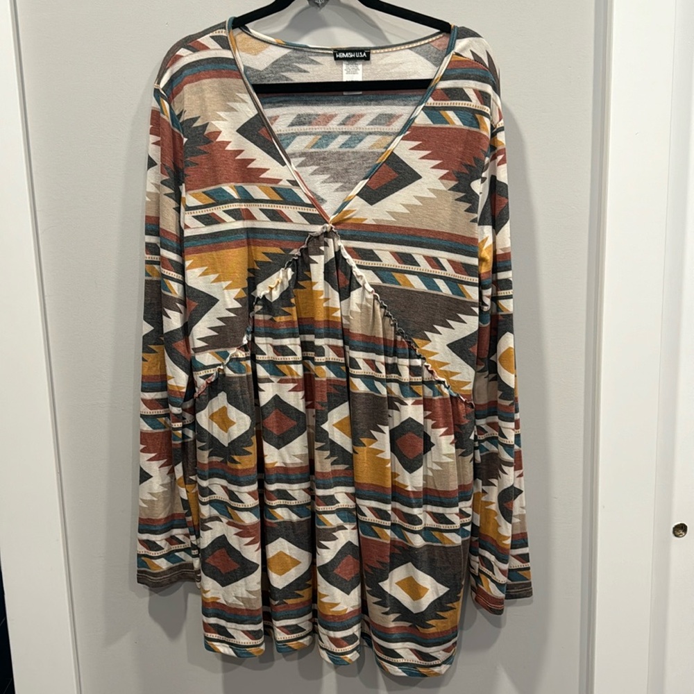 Heimish USA Vneck Tunic Top